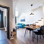 Alpin Penthouse 2 Bedroom With Fireplace And Mountain View Lägenhet Bansko