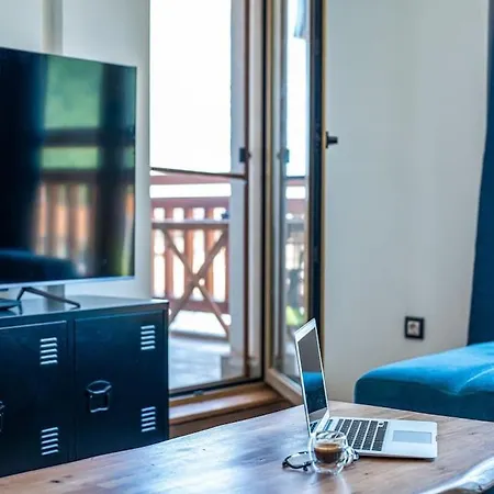 아파트 Alpin Penthouse 2 Bedroom With Fireplace And Mountain View 반스코
