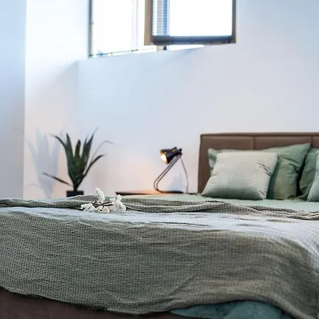 Alpin Penthouse 2 Bedroom With Fireplace And Mountain View 아파트