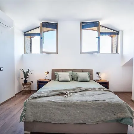 Alpin Penthouse 2 Bedroom With Fireplace And Mountain View 아파트 *
