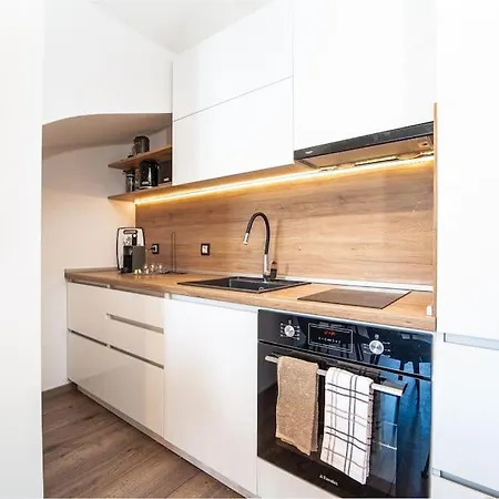 아파트 Alpin Penthouse 2 Bedroom With Fireplace And Mountain View