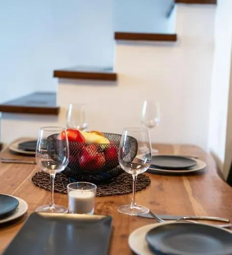 Alpin Penthouse 2 Bedroom With Fireplace And Mountain View Bansko