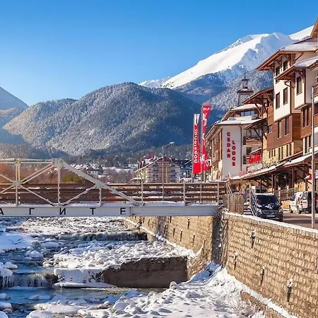 Daire Alpin Penthouse 2 Bedroom With Fireplace And Mountain View Bansko